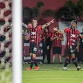 Vitória x São Paulo: onde assistir, prováveis escalações e arbitragem imagem