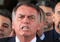 Abordagem na rua: como PF cumpriu mandado de prisão de Bolsonaro imagem