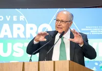 Alckmin chama tarifaço de Trump de “golpe na economia”