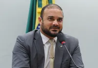 Alden reage após ser citado em inquérito da PF que indiciou Bolsonaro