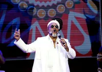 Arena A TARDE: Carlinhos Brown elogia novo espaço multiuso de Salvador