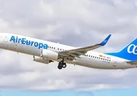 Avião que saiu de Salvador com destino a Madri faz pouso de emergência imagem