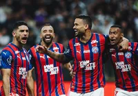 Oportunista, Bahia bate o Corinthians e cala a Neo Química