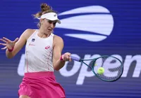 Bia Haddad perde para tenista da casa e se despede do US Open