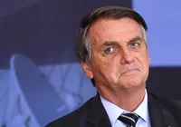 Bolsonaro se esquiva de comentar prisão de Zambelli imagem