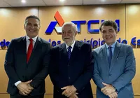Nelson Pelegrino assume importante cargo no TCM-BA