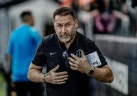 Corinthians define data da eleição para substituir Augusto Melo imagem