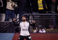 Corinthians vence e Flu bate Inter com gols de Everaldo, ex-Bahia imagem