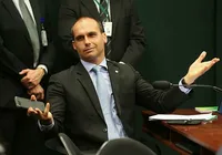 Eduardo chama de 'conversas normais entre pai e filho' xingamentos a Bolsonaro imagem