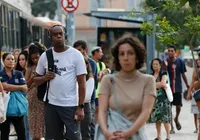 Falta homem no Brasil? Mulheres são maioria da população do país imagem