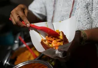 Festival distribui 10 mil acarajés em homenagem às mulheres negras imagem