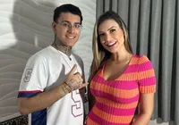 Andressa Urach sugere e filho aumenta tamanho do pênis: "Detalhe importa"