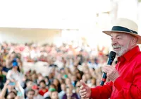Lula confirma candidatura à reeleição em 2026