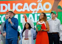 Lula detona patriotismo de bolsonaristas e pressiona Câmara
