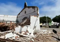 Milagre? Igreja desaba e imagem de Jesus fica intacta imagem