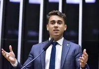 Nikolas Ferreira desafia Alexandre de Moraes em ato imagem