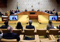 No retorno do Supremo, Barroso sai em defesa de Moraes e do STF