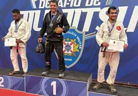Policial civil brilha no Jiu-Jitsu: investigador é campeão em competição imagem