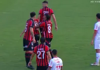 Renato Kayzer e Ronald aparecem abraçados após bate-boca: "Calma!"