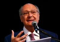 Urgente! Avião de Alckmin apresenta falha na Colômbia imagem