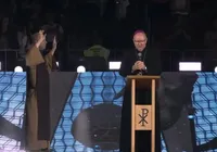 Vídeo: Bispo ora para Nossa Senhora livrar Brasil do comunismo imagem