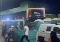 Vídeo: Caminhão de dupla sertaneja invade festa e fere 14 pessoas