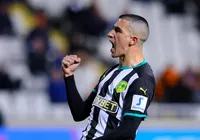 Vitória anuncia a contratação do atacante espanhol Aitor Cantalapiedra imagem