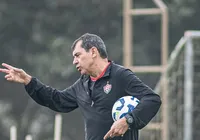 Vitória inicia era Carille em busca de confiança no Brasileirão imagem
