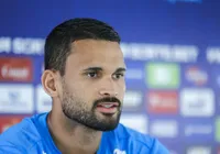 Willian José expõe "sofrimento" de Lucho e cita recuperação no Bahia