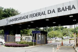 Ufba sedia ato por mártires da pátria - Imagem