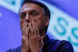 Bolsonaro é preso e deve cumprir regime fechado - Imagem