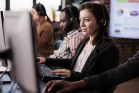 O futuro do telemarketing: IA ameaça empregos em Salvador e acende alerta - Imagem