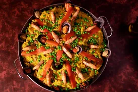 Sabor e memória temperam o restaurante Santiago Culinária Ibérica - Imagem