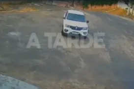 Vídeo flagra execução brutal de homem com mãos amarradas em Salvador - Imagem