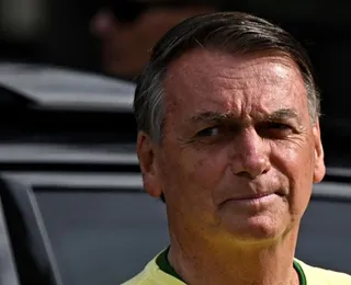 Saiba o que foi feito com os US$ 14 mil apreendidos com Bolsonaro