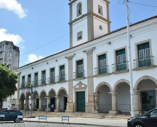 Câmara de Salvador pune empresa por calote em terceirizados