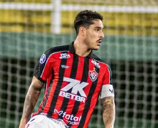 Capitão do Vitória, Lucas Halter exalta jogador do Bahia: "Completo"