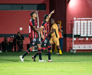 Com Barradão cheio, Vitória vence o Atlético-MG e encerra jejum - Imagem