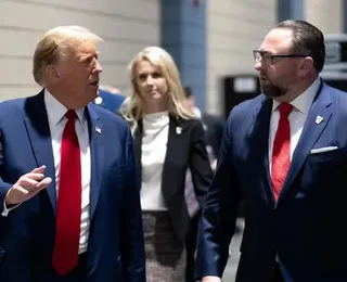 Conselheiro de Trump afirma que não irá parar enquanto Bolsonaro estiver preso
