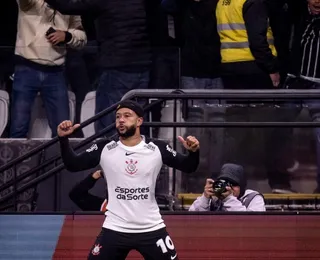 Corinthians vence e Flu bate Inter com gols de Everaldo, ex-Bahia
