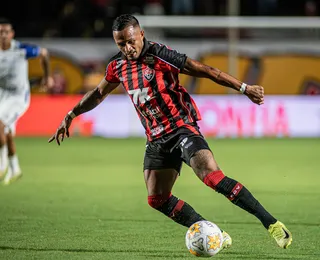 De saída! Atacante deixa o Vitória e acerta com outro time da Série A