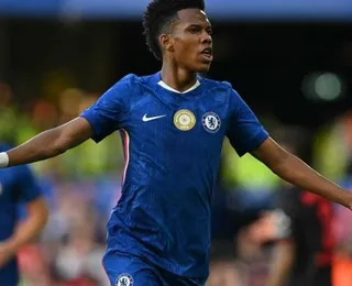 Em sua estreia, Estêvão marca seu primeiro gol pelo Chelsea; veja