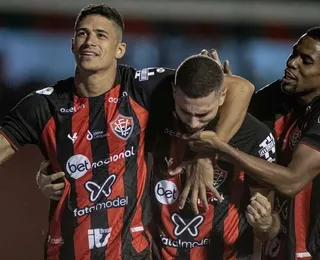 Estrela do título da Série B volta ao Vitória para reforçar defesa