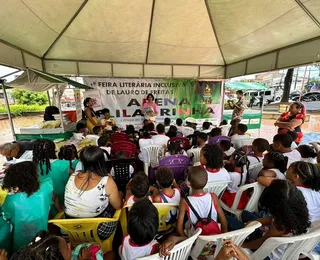 Feira literária promove inclusão e cultura em Lauro de Freitas