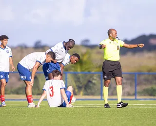 Fredi sai de maca no sub-20 e vira dor de cabeça para o Bahia