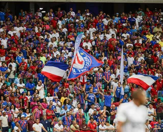 Gandula vira herói da torcida com lance decisivo no triunfo do Bahia