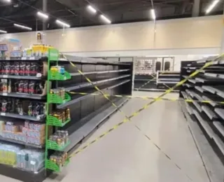 Grande rede de supermercados anuncia fechamento de loja e faz liquidação relâmpago