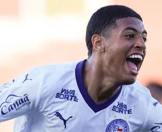 Joia que Bahia 'roubou' do Corinthians marca golaço em Ba-Vi; assista