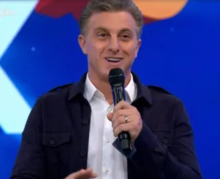 Luciano Huck comete gafe ao vivo e causa climão