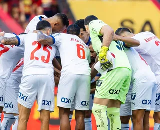 Bahia: meio-campista treina normalmente e volta a ser opção para Ceni